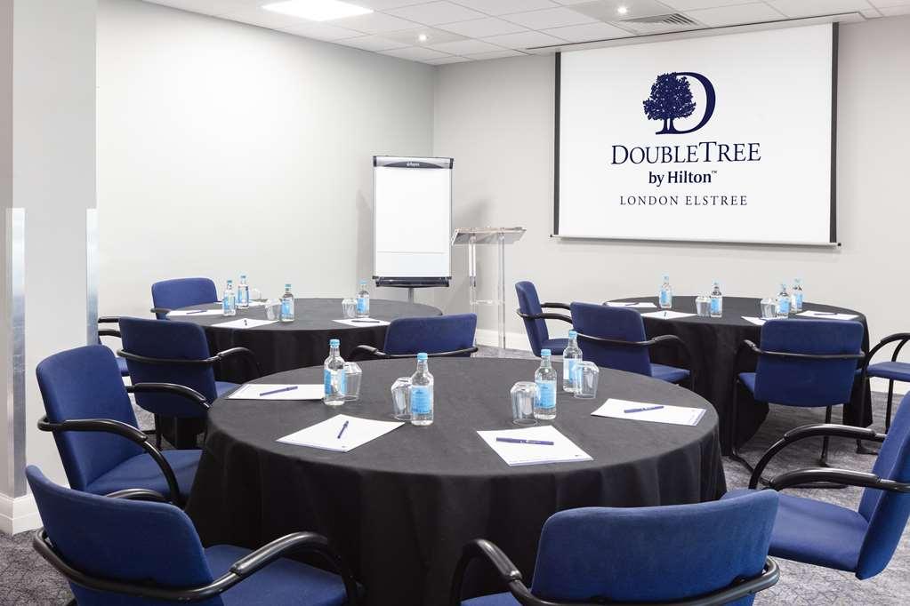 Hotel Doubletree By Hilton London Elstree Borehamwood Facilidades foto